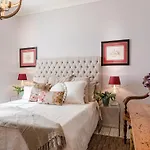 Villa In Orentano With Private Pool 빌라 Orentano