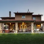 Villa In Orentano With Private Pool *