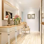 빌라 Villa In Orentano With Private Pool Orentano