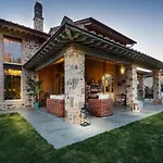 Villa In Orentano With Private Pool