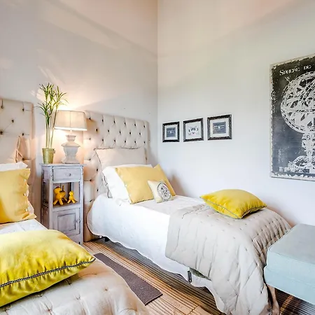 Stylish With Pool Near Lucca Orentano