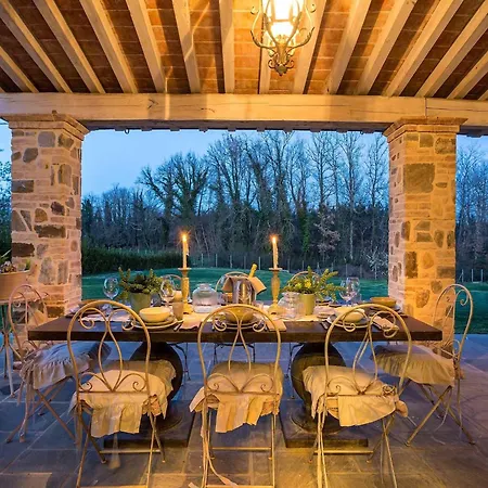 Stylish With Pool Near Lucca Orentano