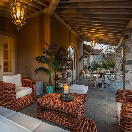 Stylish With Pool Near Lucca 빌라 Orentano