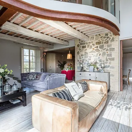 Villa In With Private Pool Orentano
